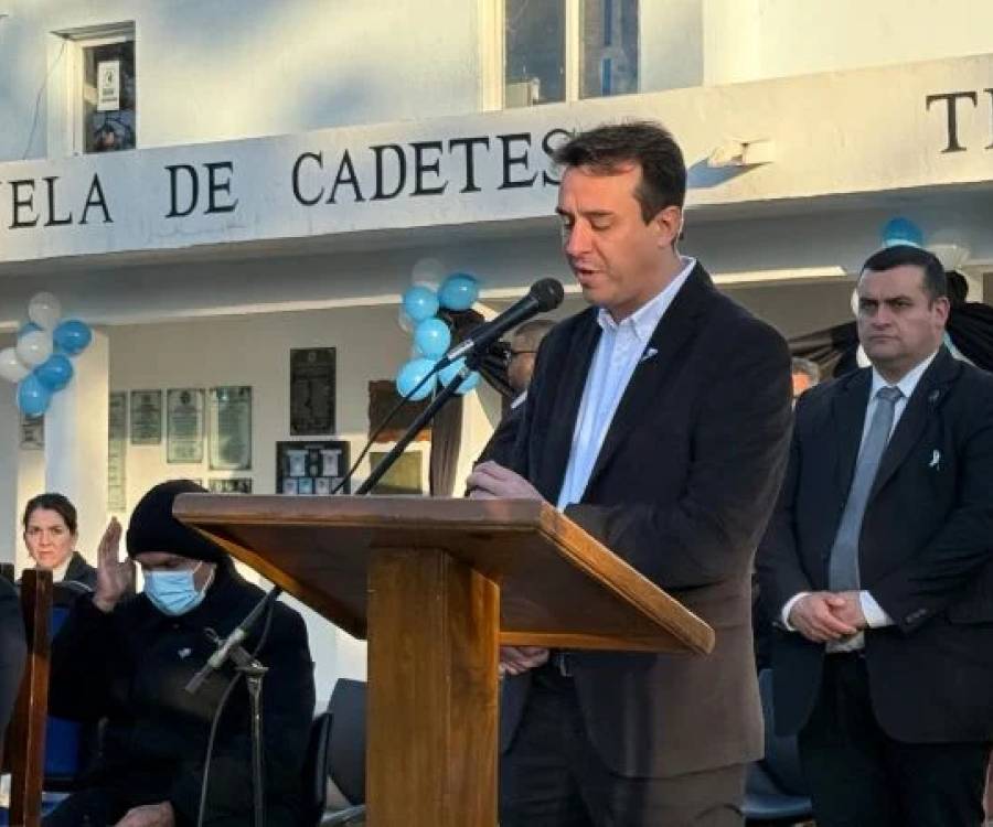 Monguillot detalla el perfil policial que aspira Catamarca y aborda ayuda a Municipios y paritarias