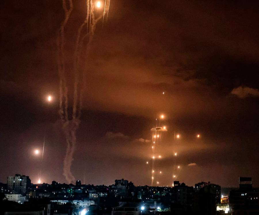 Irán lanzó más de 100 misiles sobre Israel y siete impactaron en Tel Aviv