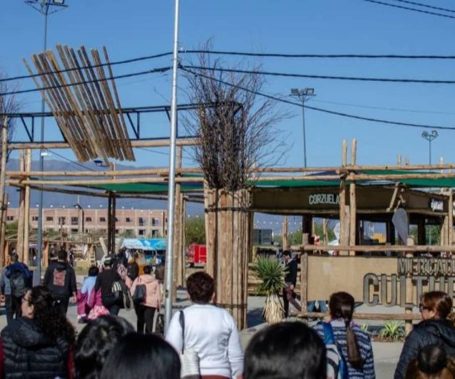 El Mercado Cultural del Poncho, un nuevo y novedoso espacio en este 2025
