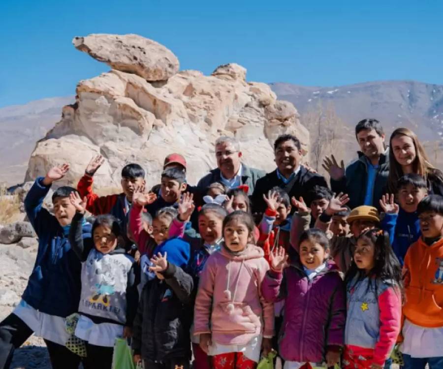 Corral Blanco: compromiso de la Provincia con la reconstrucción de la escuela