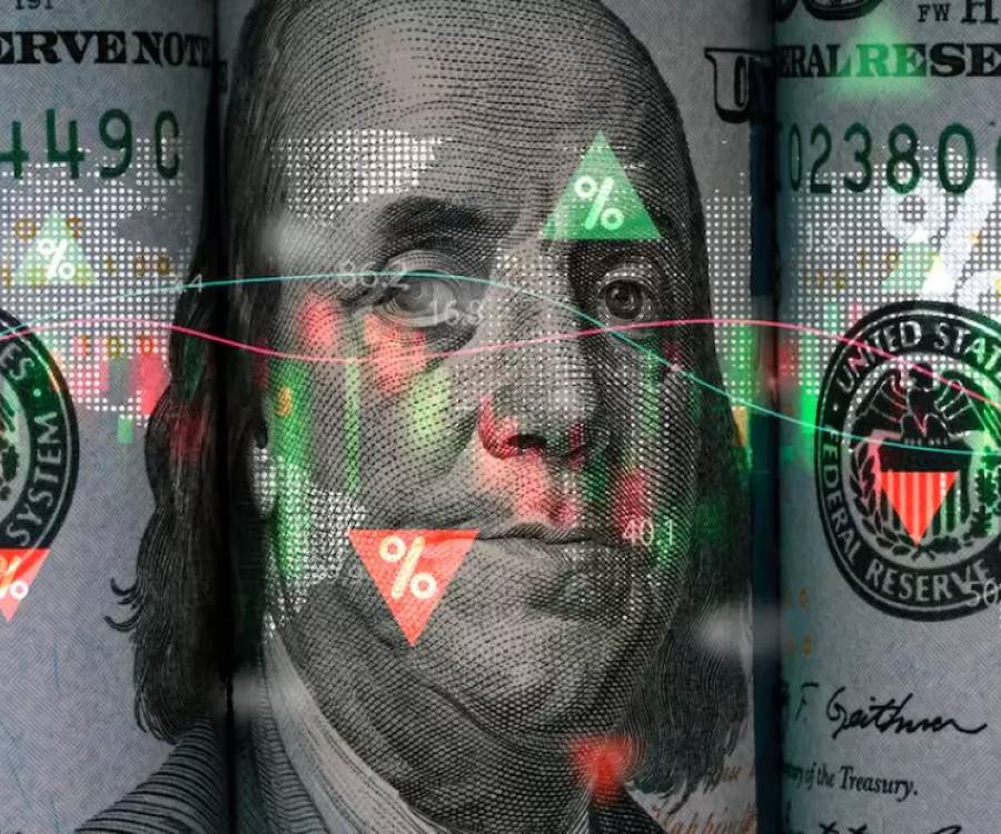 El dólar se acerca al techo de la banda y las acciones vuelven a caer