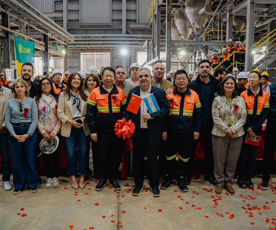 Con un fuerte desembarco del Gobierno, Zijin-Liex lanzó oficialmente su producción