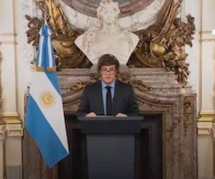Las razones del cambio de discurso de Javier Milei y un intento de seducir al electorado y a los gobernadores