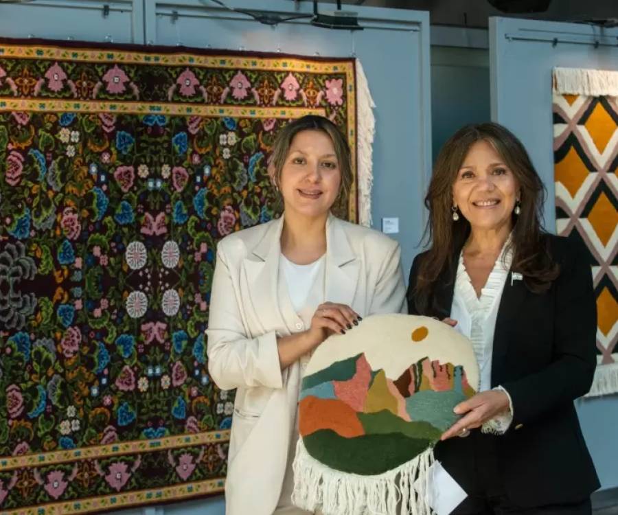 La Fábrica de Alfombras Catamarca exhibe su arte en Buenos Aires