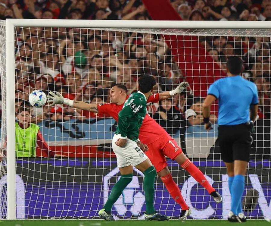 River cayó 2-1 con Palmeiras y define el pase en Brasil