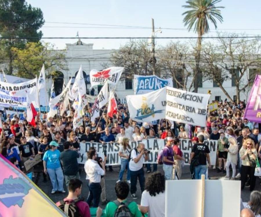 Catamarca también marchó en defensa de la educación pública universitaria