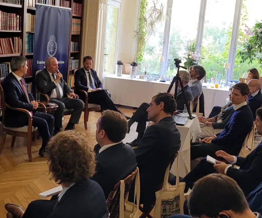 El vicegobernador Dusso presentó oportunidades de inversión en Francia