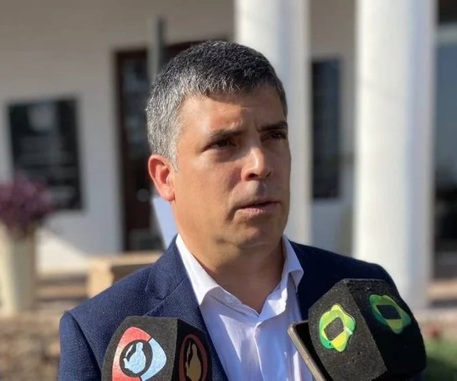 El Gobierno de Catamarca impulsa la conectividad y la educación bilingüe en escuelas de toda la provincia