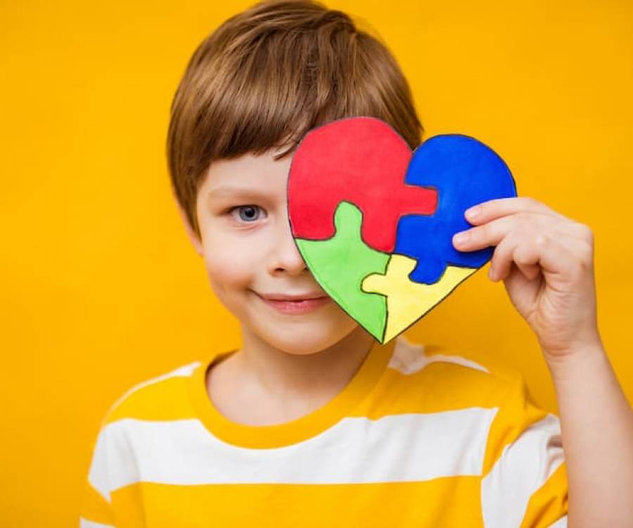 Estados Unidos advierte formalmente sobre el vínculo del paracetamol y el autismo