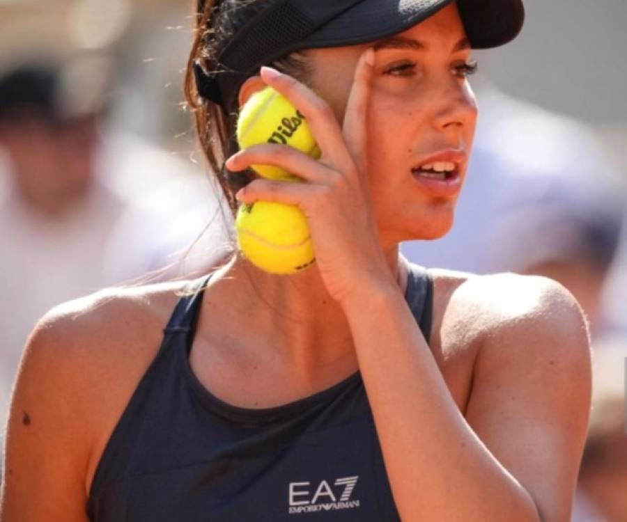 “No son sandías, no me molestan para jugar”: una tenista se operó los senos y explicó los motivos