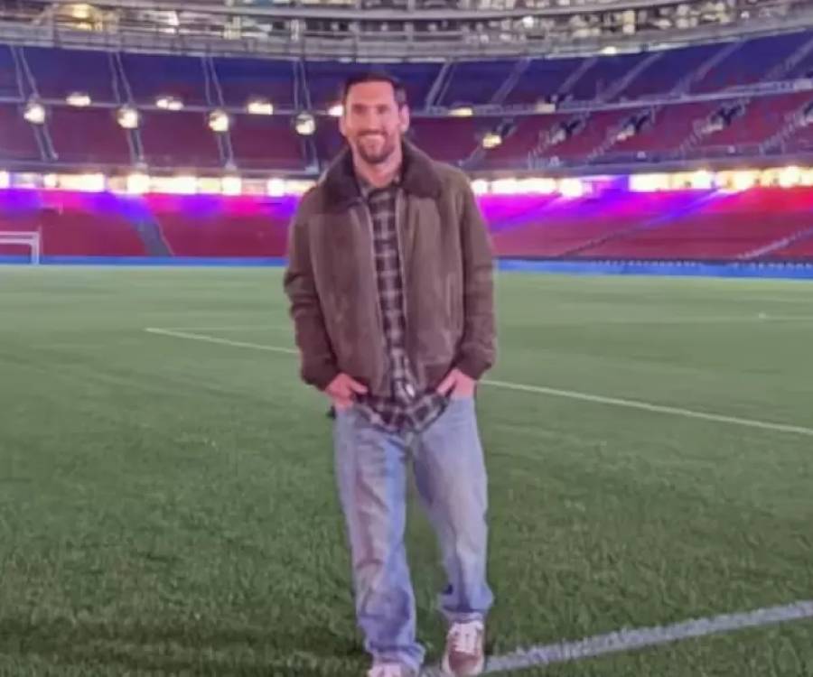 Messi volvió al Camp Nou y emocionó al Barcelona: 