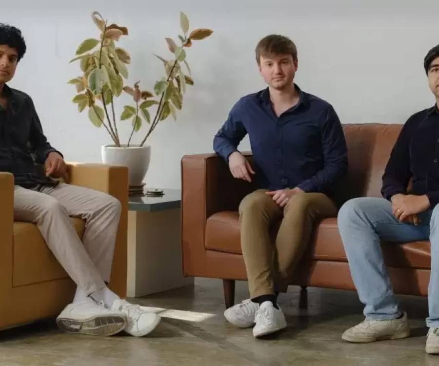 Con una empresa de IA valuada en US$ 10.000 millones, tres amigos del colegio ya hicieron historia antes de cumplir 23