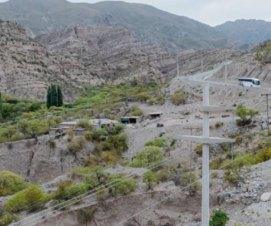 La obra de energía en Villa Vil tiene un avance del 40%