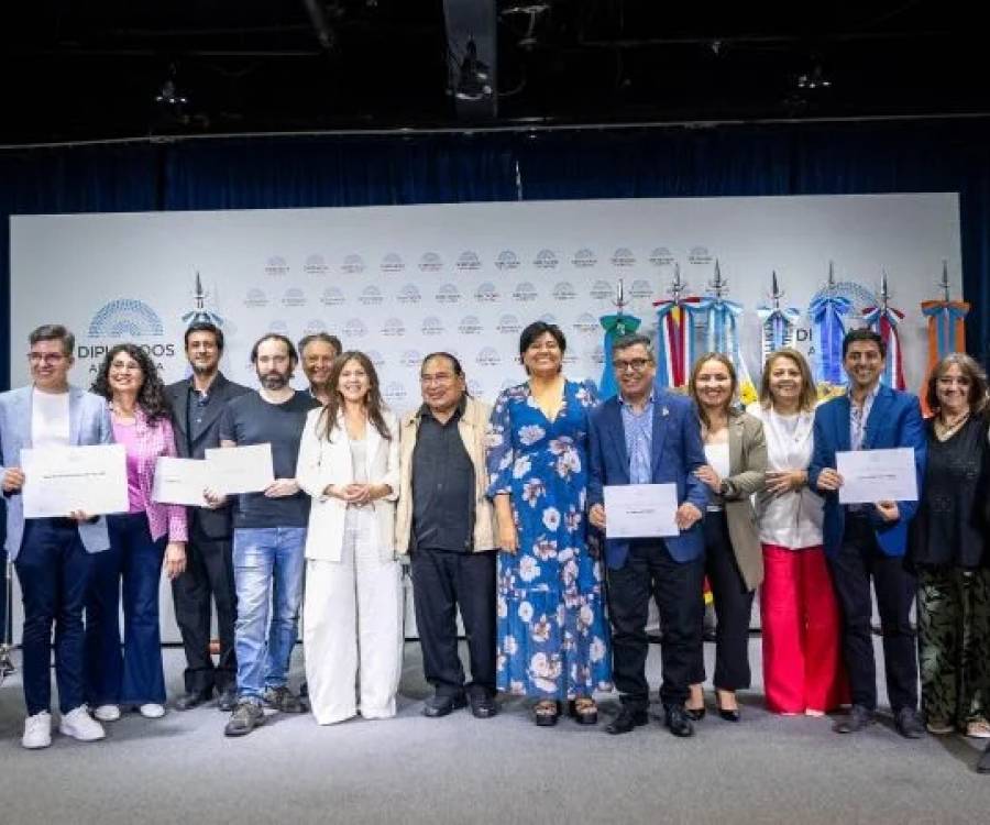 Reconocimiento federal a la trayectoria de las personalidades de la cultura