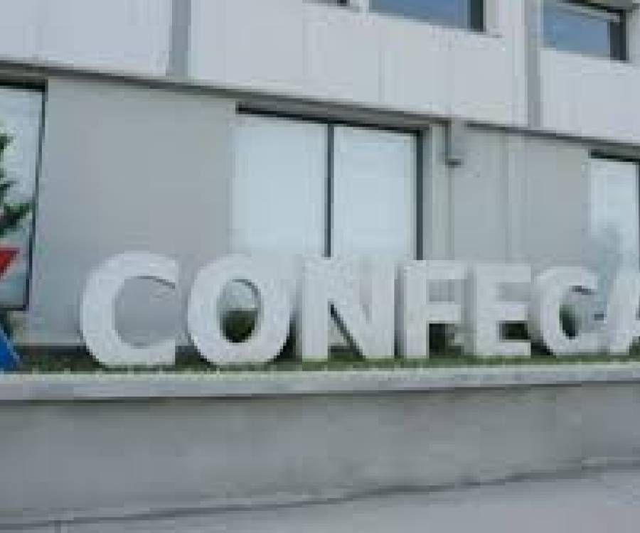 Malestar en Confecat: no pagaron las vacaciones 