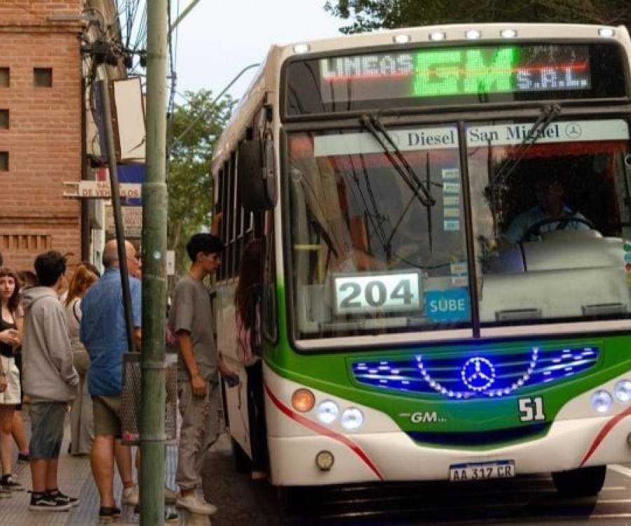 Por atrasos en pagos reducirán el horario del servicio de colectivos de 6 a 20 horas