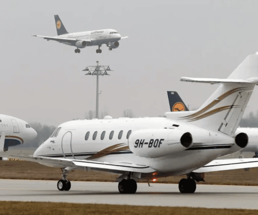 Guerra en Medio Oriente: el negocio millonario detrás de los jets privados que evacúan Dubái e Israel