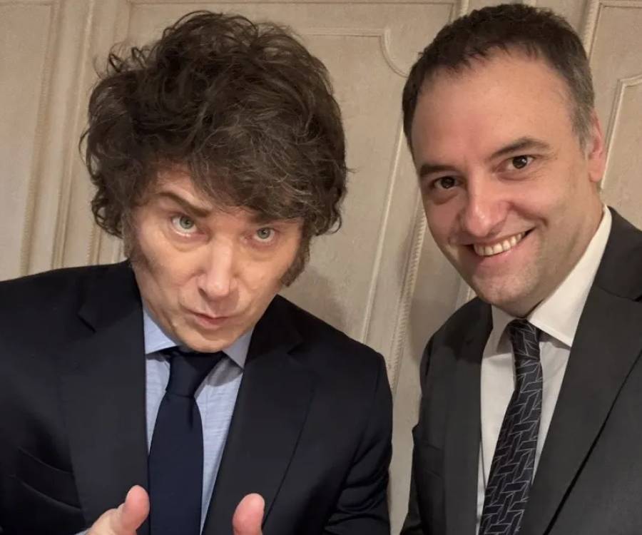 Nuevo gesto de Javier Milei a Manuel Adorni: inauguran juntos un centro de formación de Capital Humano