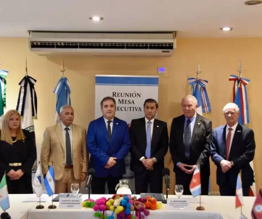 Dusso llevó la agenda del federalismo productivo al Parlamento del Norte Grande