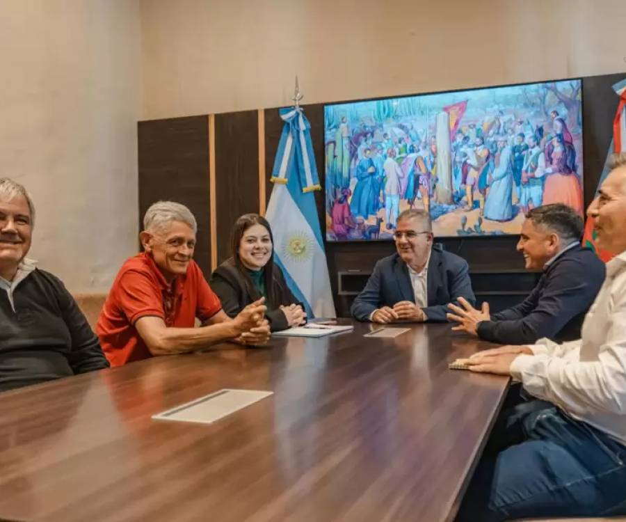 Jalil llevará el Gabinete a Ambato y avanza la firma de un acuerdo con intendentes