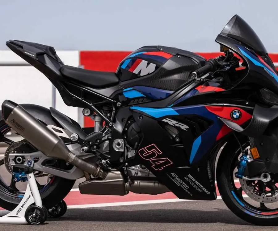 En medio de la avalancha china, BMW lanza una moto inédita en el país