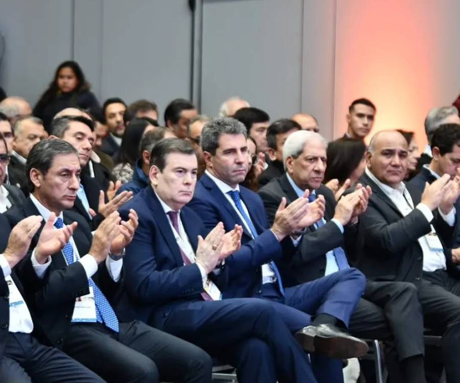 Jalil destacó el rol productivo del interior del país en el Primer Foro de Economías Regionales