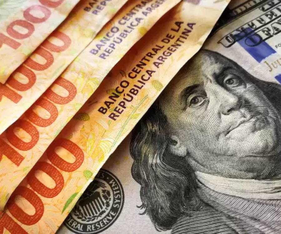 El Banco Central habilitó las cuentas sueldo en dólares para el pago de salarios