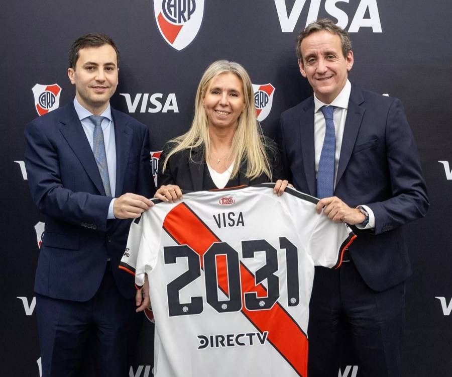 Visa se pone la banda y firma acuerdo con River hasta 2031 (con pagos NFC en el Monumental, “click to pay” y biometría)