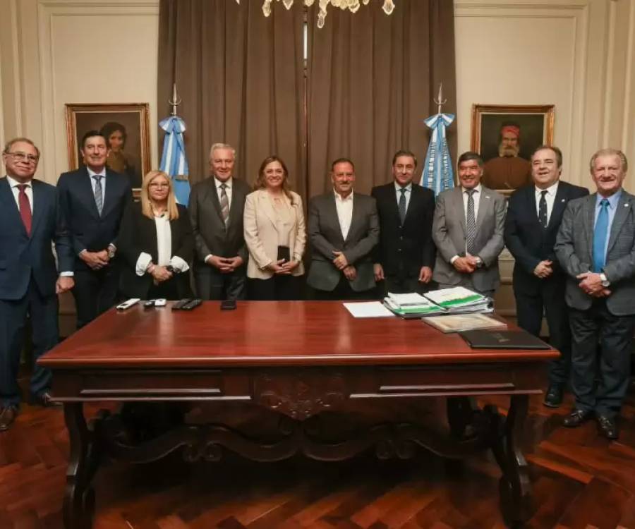 El Parlamento del Norte Grande avanza con eje en la agenda universitaria y turística