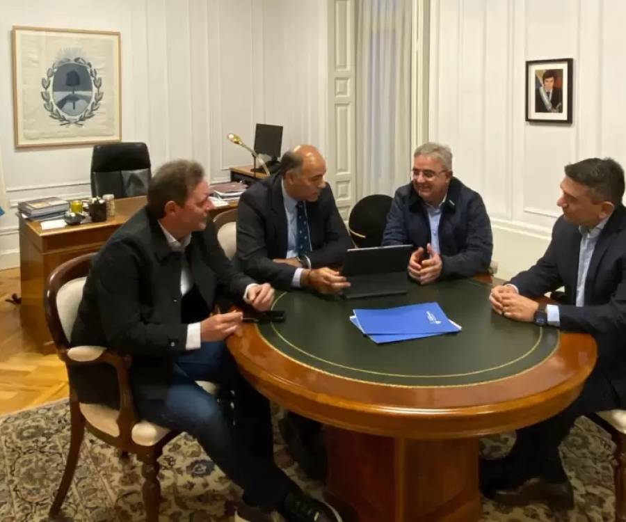 Jalil busca ampliar la presencia turística y productiva de Catamarca en España